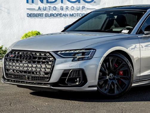 Florett Silver Metallic 2025 Audi S8 4.0T quattro