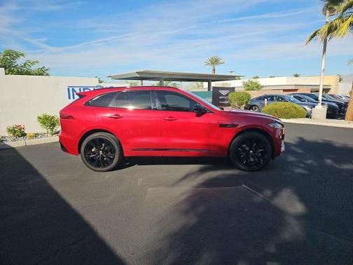 2025 Jaguar F-PACE P400 R-Dynamic S