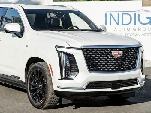 2025 Cadillac Escalade Premium Luxury