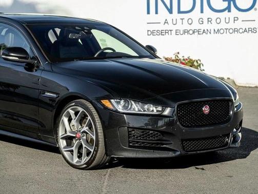 2017 Jaguar XE 35t R-Sport