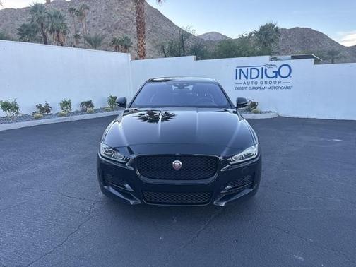 2017 Jaguar XE 35t R-Sport