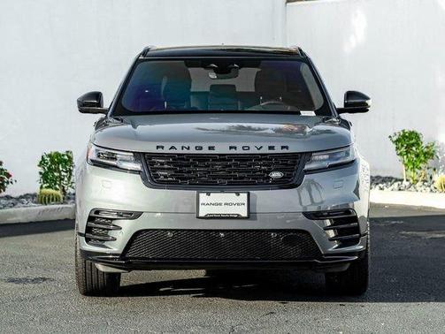 Zadar Grey 2025 Land Rover Range Rover Velar P400 Dynamic SE
