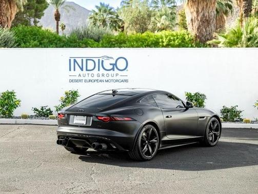 2018 Jaguar F-TYPE R
