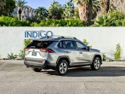 2019 Toyota RAV4 Hybrid LE
