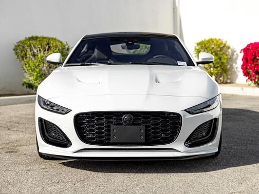 2024 Jaguar F-TYPE P450 75