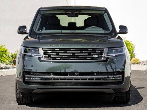 Belgravia Green 2026 Land Rover Range Rover P400 SE