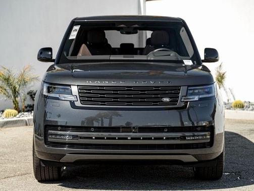 2025 Land Rover Range Rover P530 SE