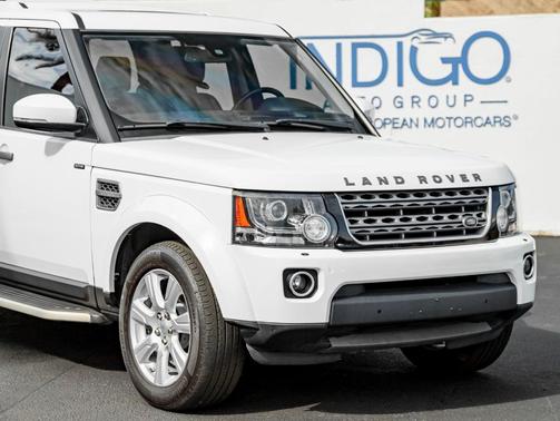 2016 Land Rover LR4 Base