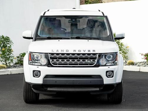 2016 Land Rover LR4 Base