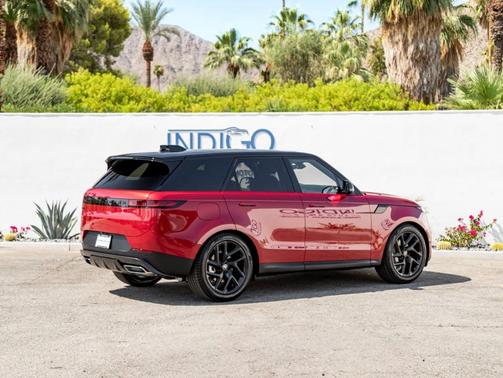 2025 Land Rover Range Rover Sport P360 SE