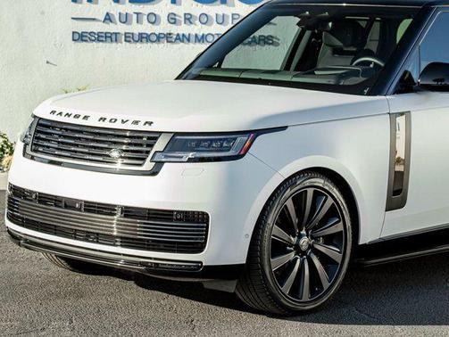 2024 Land Rover Range Rover P615 SV