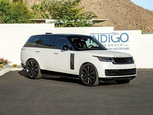 2024 Land Rover Range Rover P615 SV