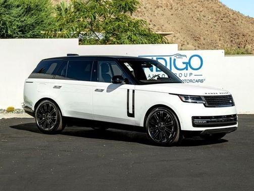Ostuni Pearl White 2026 Land Rover Range Rover P400 SE 7 Seat