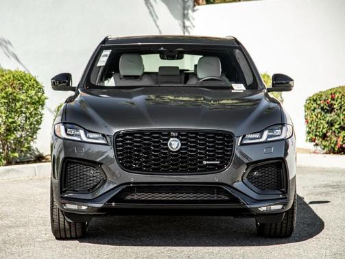 2025 Jaguar F-PACE P400 R-Dynamic S