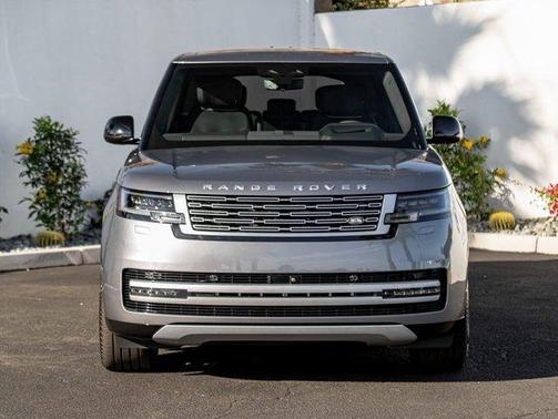 2025 Land Rover Range Rover AUTOBIOGRAPHY