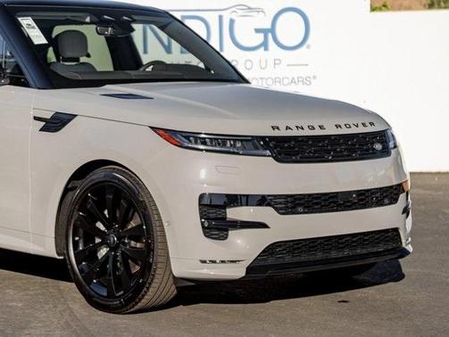 2025 Land Rover Range Rover Sport P400 Dynamic SE