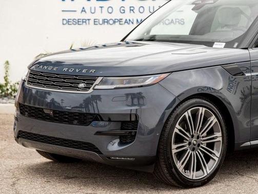 2025 Land Rover Range Rover Sport P360 SE