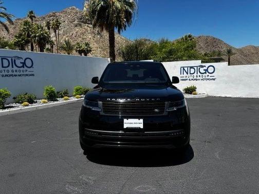 Santorini Black 2023 Land Rover Range Rover P400 SE