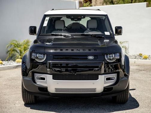2025 Land Rover Defender P400 S