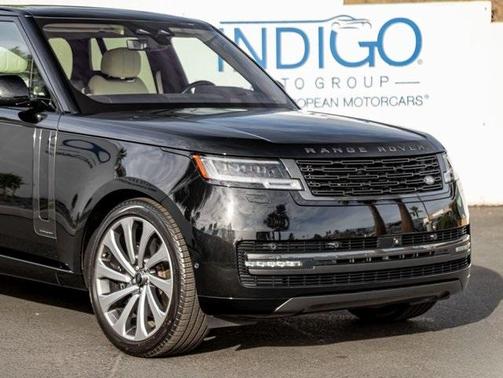 2023 Land Rover Range Rover Autobiography
