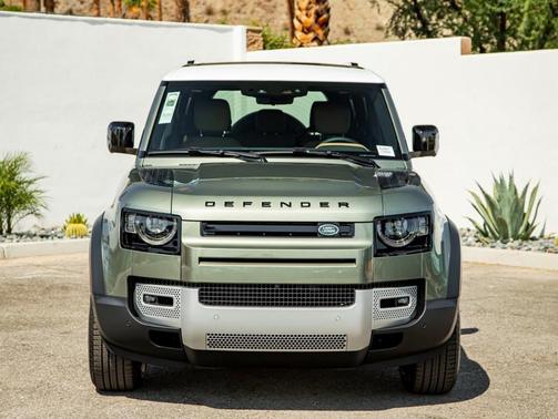 2025 Land Rover Defender P400 S