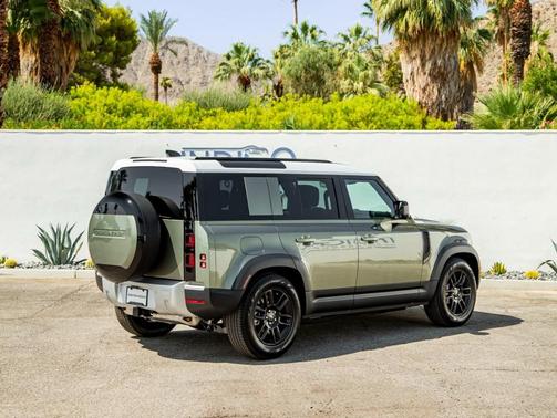 2025 Land Rover Defender P400 S