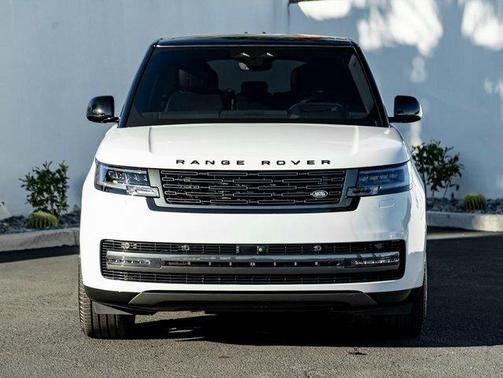 2024 Land Rover Range Rover P530 SE