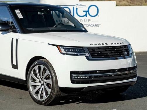 2025 Land Rover Range Rover P530 SE 7 Seat