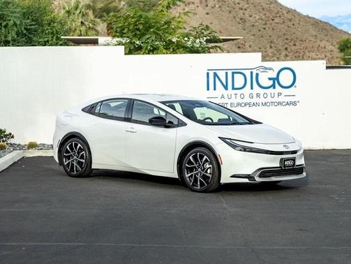 2023 Toyota Prius Prime SE