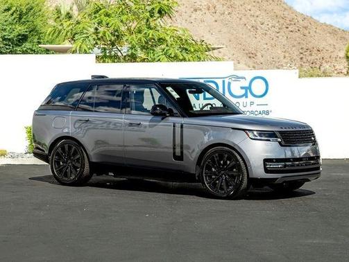 Eiger Grey 2026 Land Rover Range Rover P550e SE