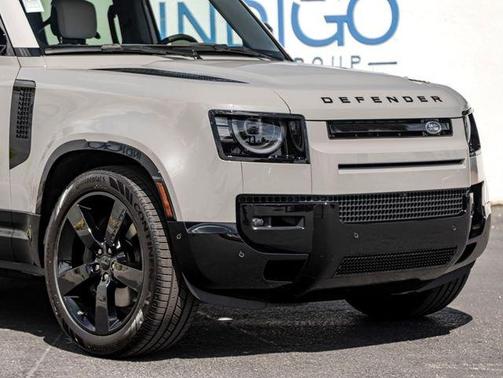 Borasco Grey 2026 Land Rover Defender P400 X-Dynamic SE
