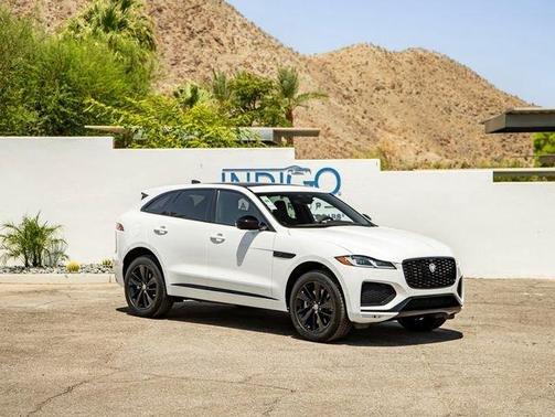 Ostuni Pearl White 2026 Jaguar F-PACE P250 R-Dynamic S