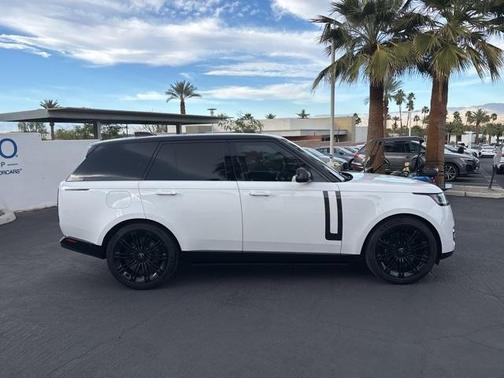 2023 Land Rover Range Rover P530 SE