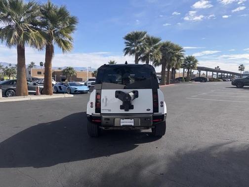 2021 Land Rover Defender 110 X-Dynamic HSE