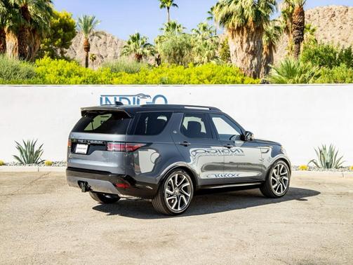 2025 Land Rover Discovery P360 Dynamic SE