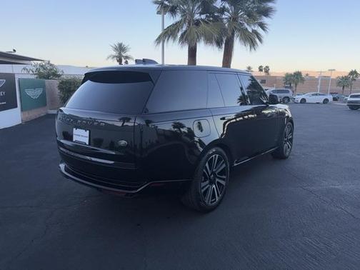 2023 Land Rover Range Rover P400 SE