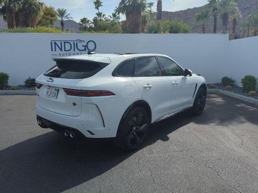 Fuji White 2022 Jaguar F-PACE SVR