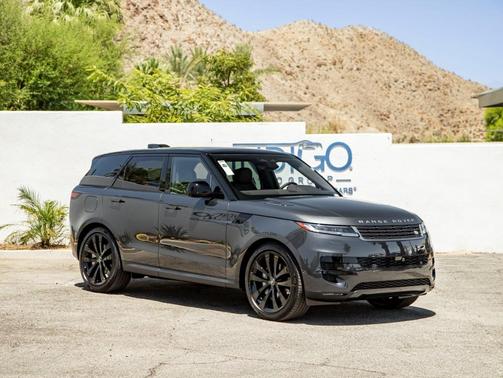 2025 Land Rover Range Rover Sport P360 SE