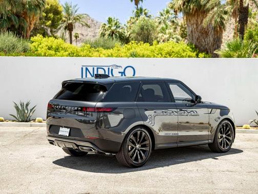 2025 Land Rover Range Rover Sport P360 SE