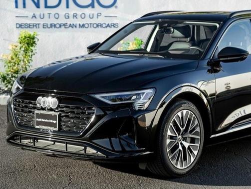 2024 Audi Q8 e-tron Premium