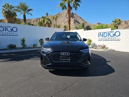 2024 Audi Q8 e-tron Premium