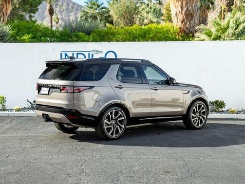 2025 Land Rover Discovery P360 Dynamic SE