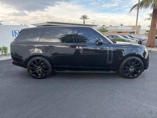 2023 Land Rover Range Rover Autobiography