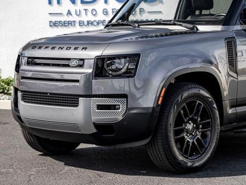 Eiger Grey 2023 Land Rover Defender SE