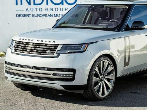 2023 Land Rover Range Rover P530 SE