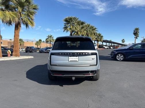 2023 Land Rover Range Rover P530 SE
