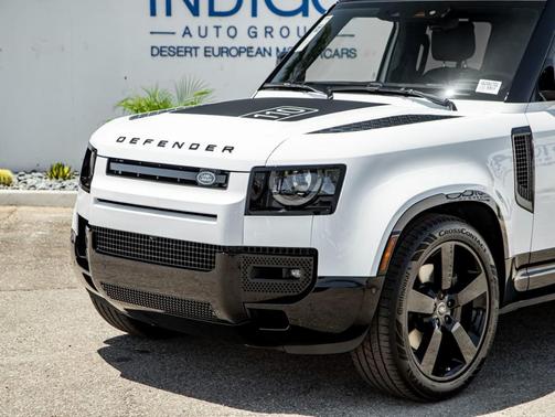 2025 Land Rover Defender P500 X-Dynamic SE