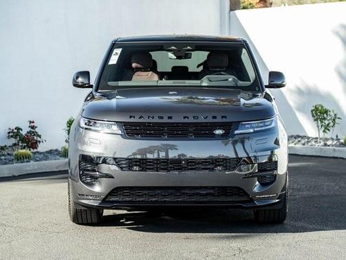 2026 Land Rover Range Rover Sport 5.0 Supercharged Dynamic
