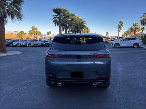 2024 Land Rover Range Rover Sport SE