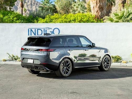 2024 Land Rover Range Rover Sport SE
